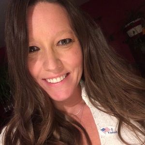 Meet your Posher, Kelli